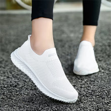 Load image into Gallery viewer, Elecsop Slip on Sneakers Women, Casual Comfortable Shoes for Women, Lightweight Breathable Slip on Walking Shoes for Women, Black