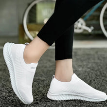 Load image into Gallery viewer, Elecsop Slip on Sneakers Women, Casual Comfortable Shoes for Women, Lightweight Breathable Slip on Walking Shoes for Women, Black
