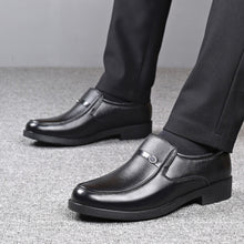 Load image into Gallery viewer, Mens Dress Shoes, Black Oxford Dress Shoes for Men Classic Lace-ups for Work and Formal Dressing
