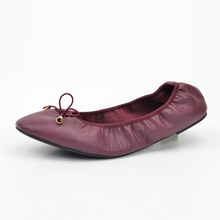 Load image into Gallery viewer, Elecsop Ballet Flats Shoes for Women, Bow Round Toe Flats for Women, Comfortable and Lightweight Women's Flats
